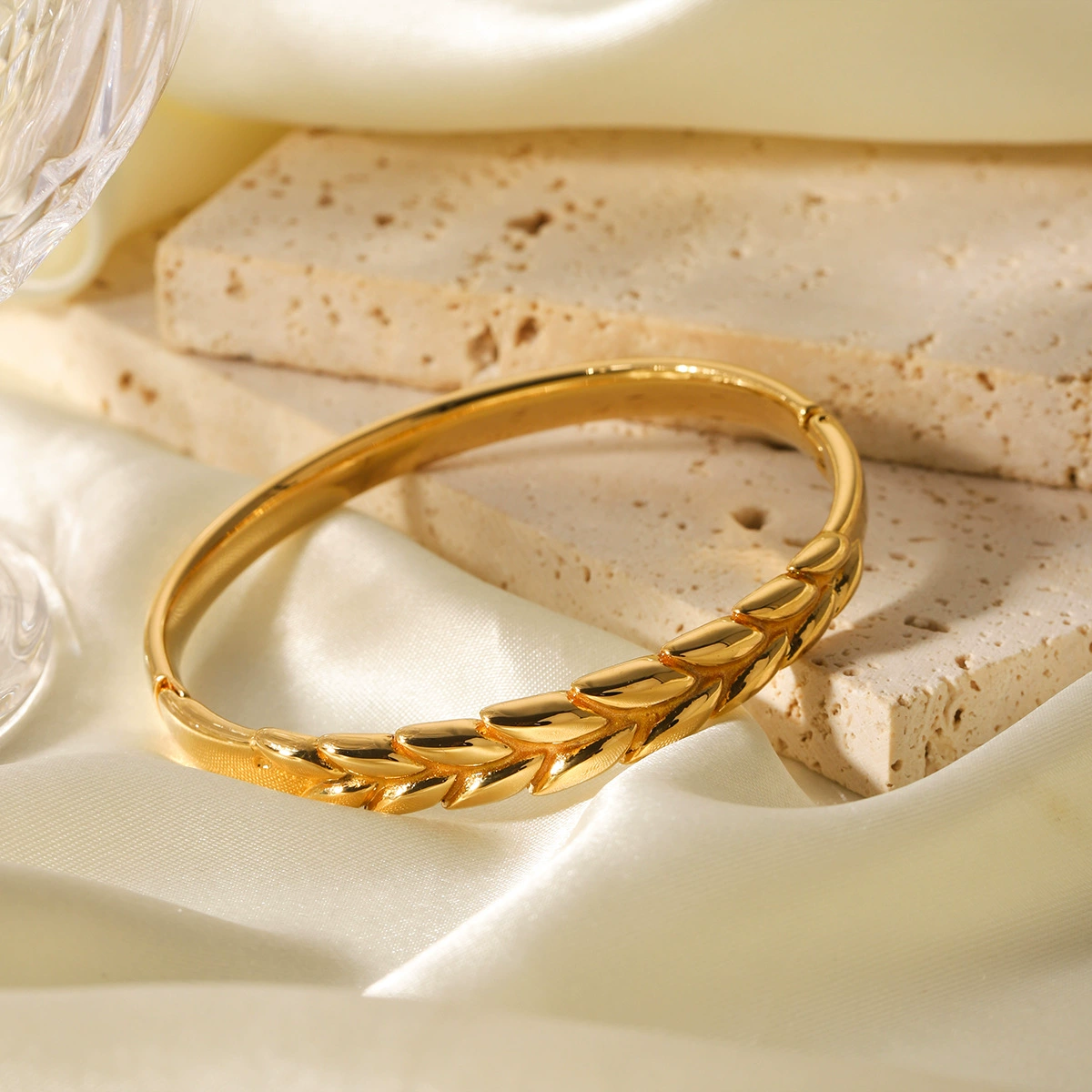 Stainless Steel Wheat Ear Bangle Bracelet - Image 4